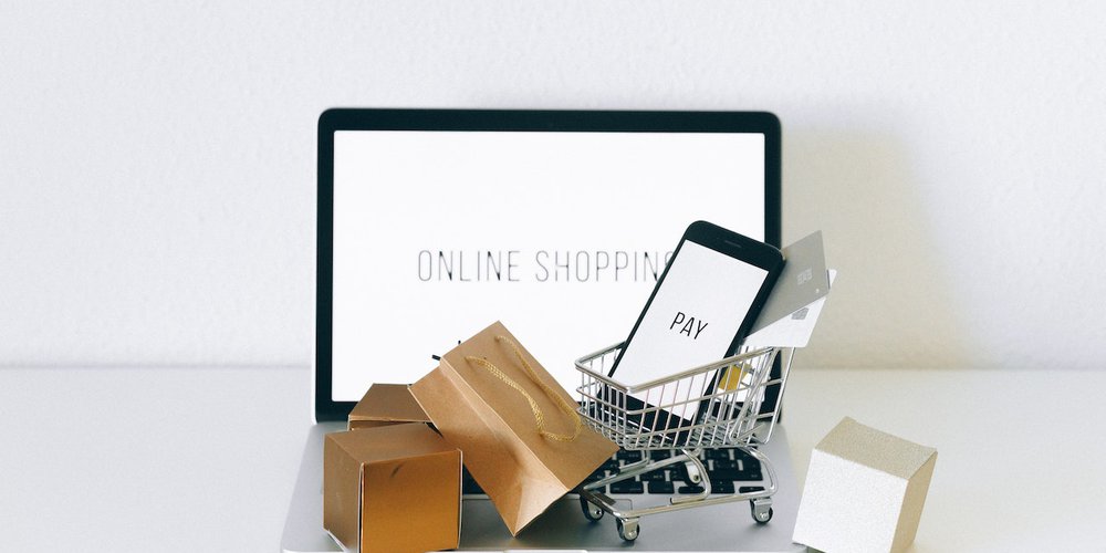 Selecting the Best E-commerce Platform for Your Online Store: A Comparison of WooCommerce, Shopify, and Magento